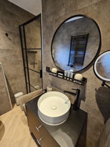 Nature house Chalet Bed and Breakfast Bij ons in het bos in Bergen op Zoom in Noord-Brabant
