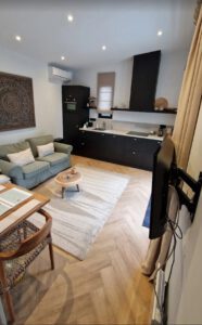 Nature house Chalet Bed and Breakfast Bij ons in het bos in Bergen op Zoom in Noord-Brabant